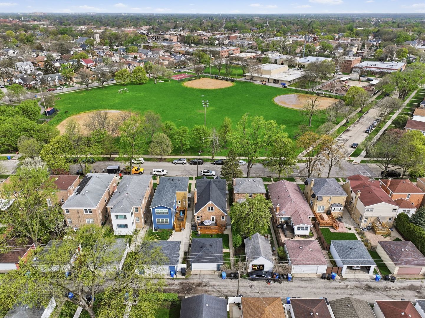 7555 W Isham Avenue, Chicago, IL 60631