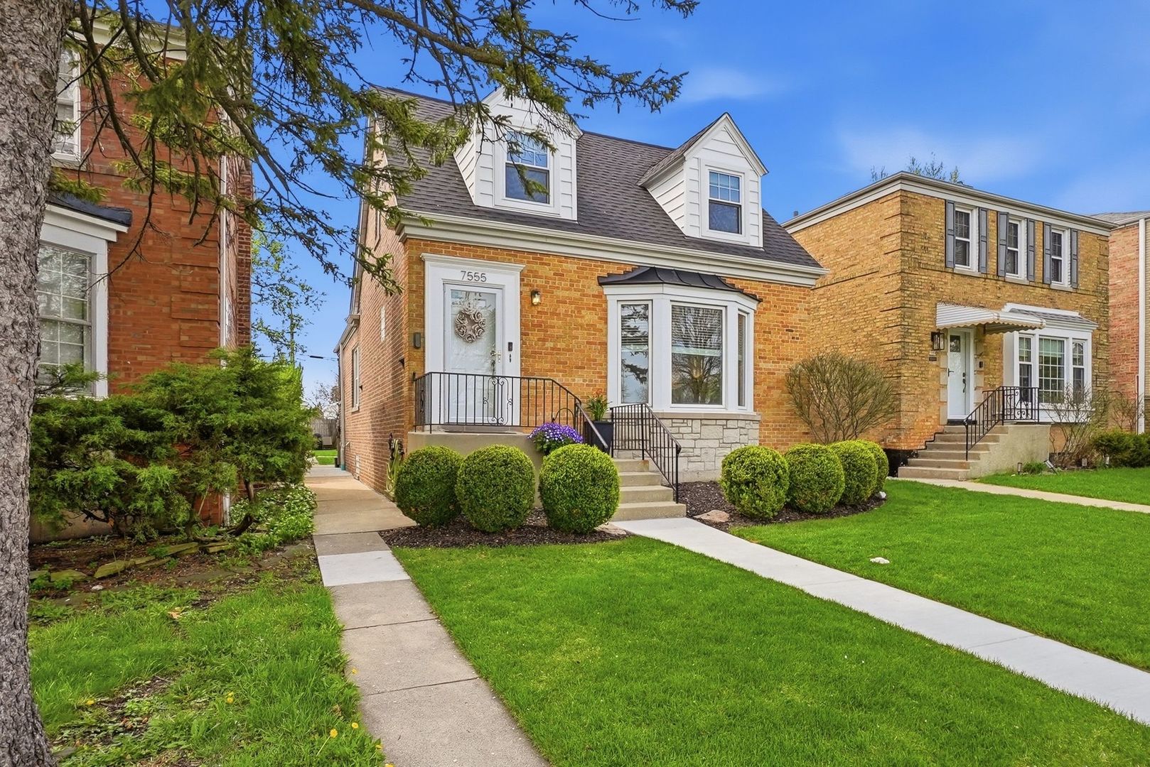 7555 W Isham Avenue, Chicago, IL 60631
