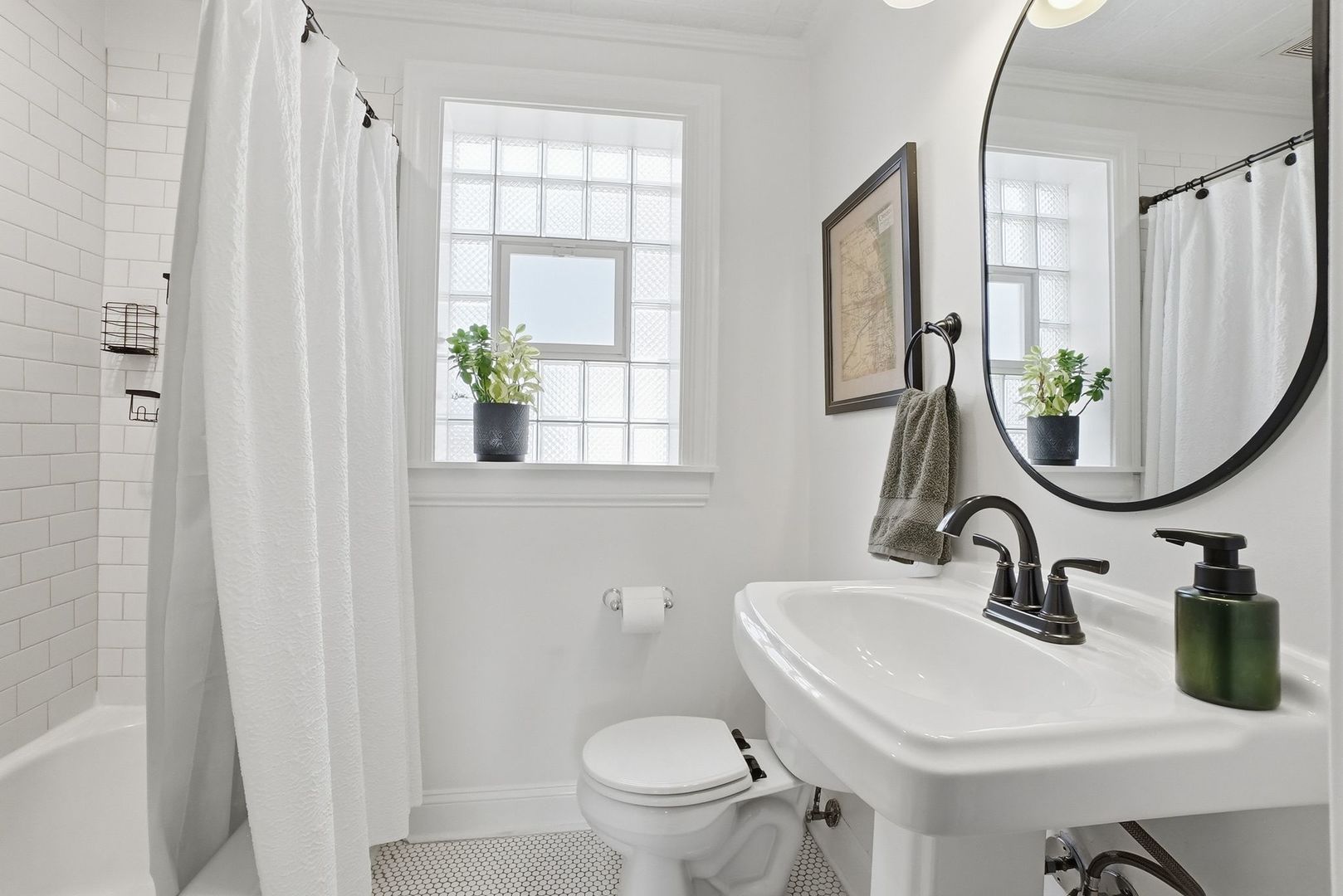 7555 W Isham Avenue, Chicago, IL 60631