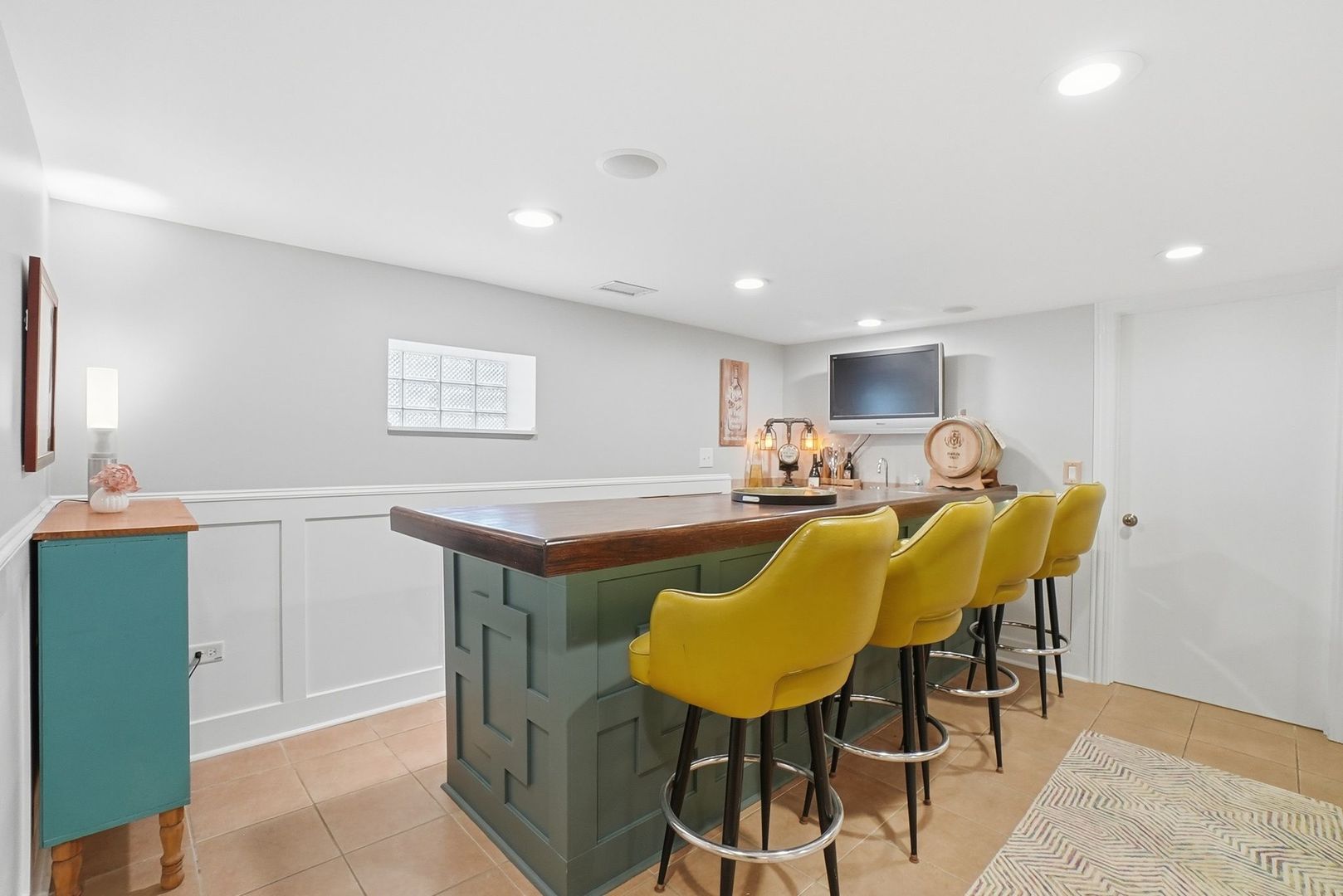 7555 W Isham Avenue, Chicago, IL 60631