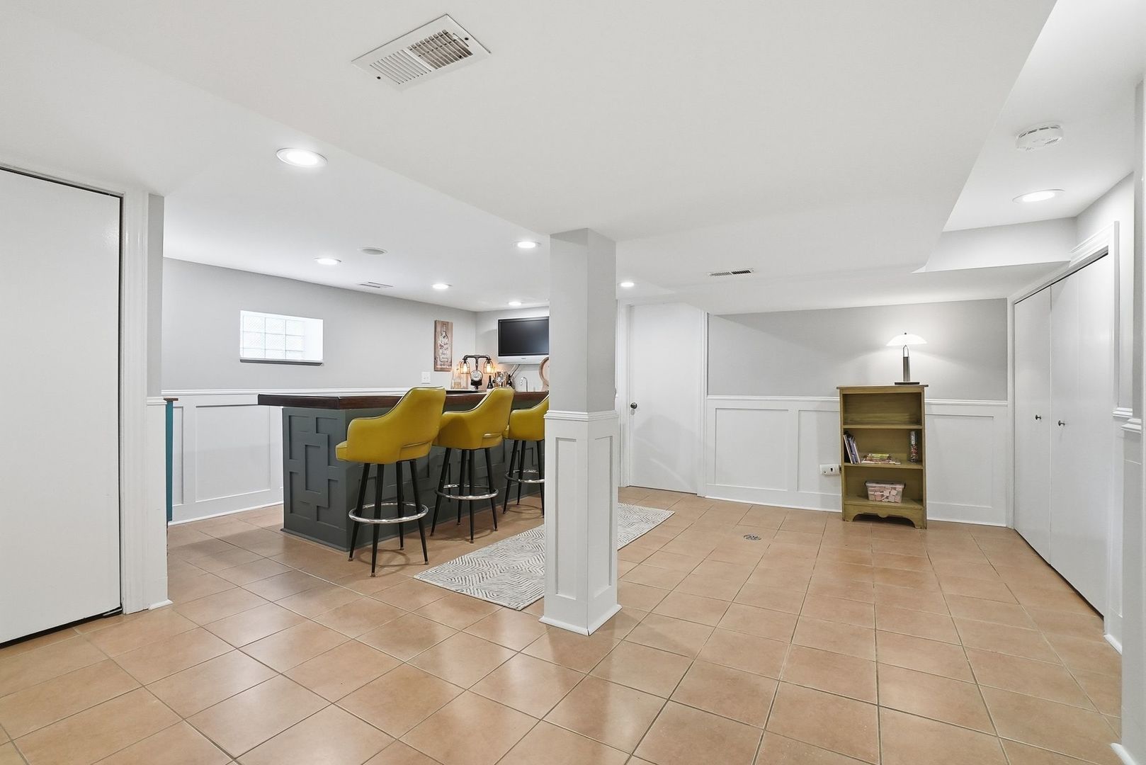 7555 W Isham Avenue, Chicago, IL 60631