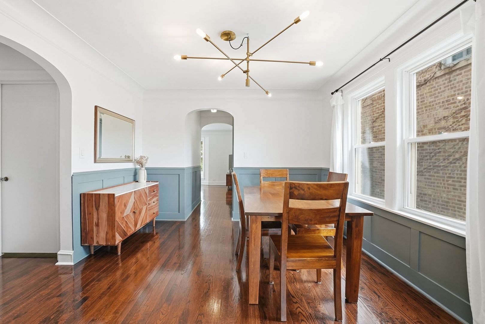 7555 W Isham Avenue, Chicago, IL 60631