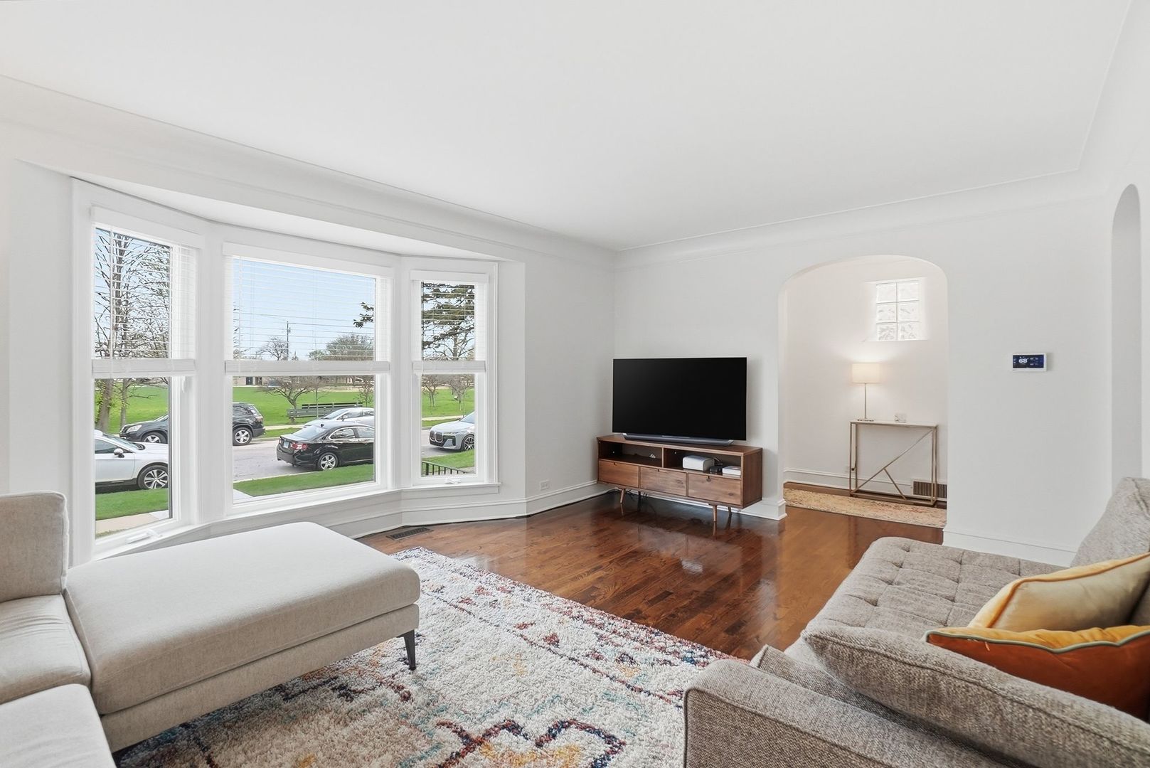 7555 W Isham Avenue, Chicago, IL 60631