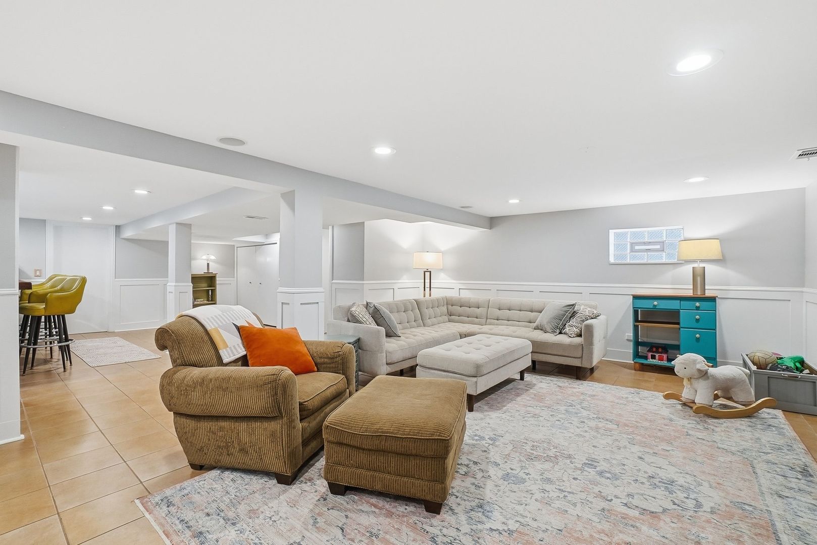 7555 W Isham Avenue, Chicago, IL 60631