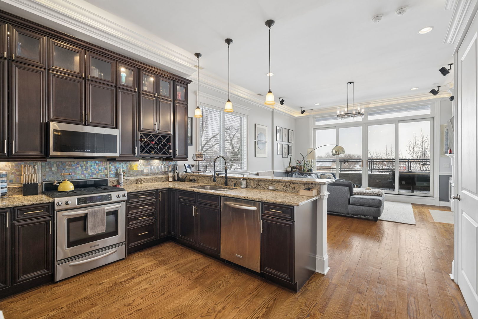 3420 S Morgan Street #4E, Chicago, IL 60638