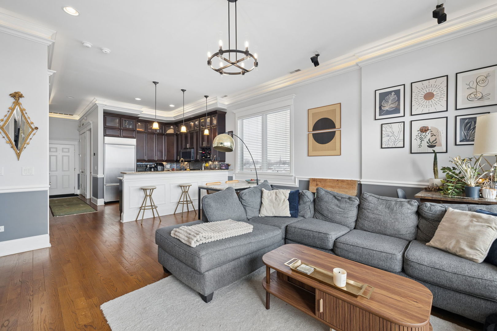 3420 S Morgan Street #4E, Chicago, IL 60638