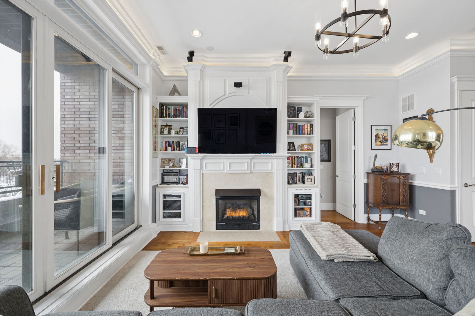 3420 S Morgan Street #4E, Chicago, IL 60638