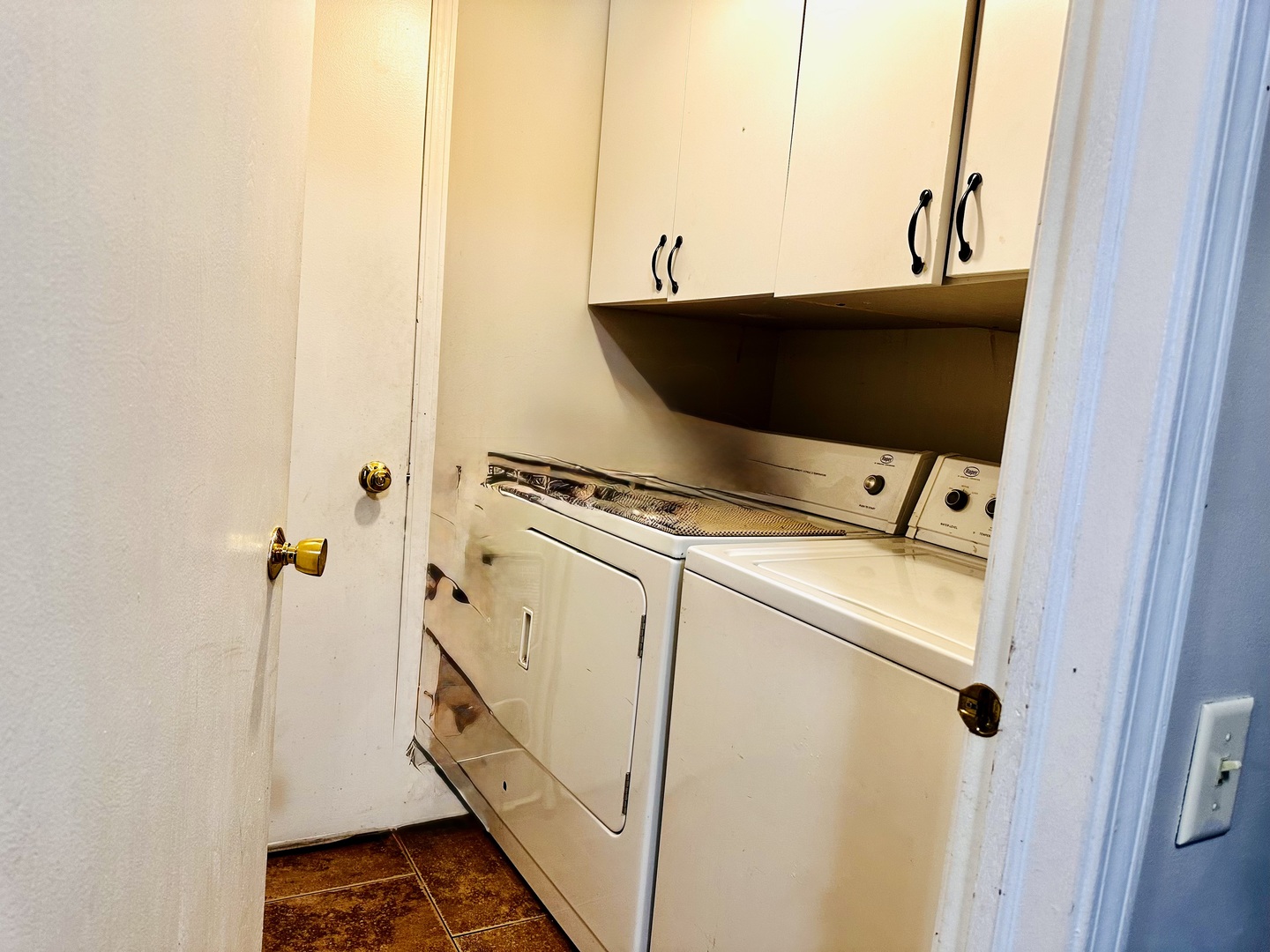 225 Port Royal Circle #225, Aurora, IL 60504