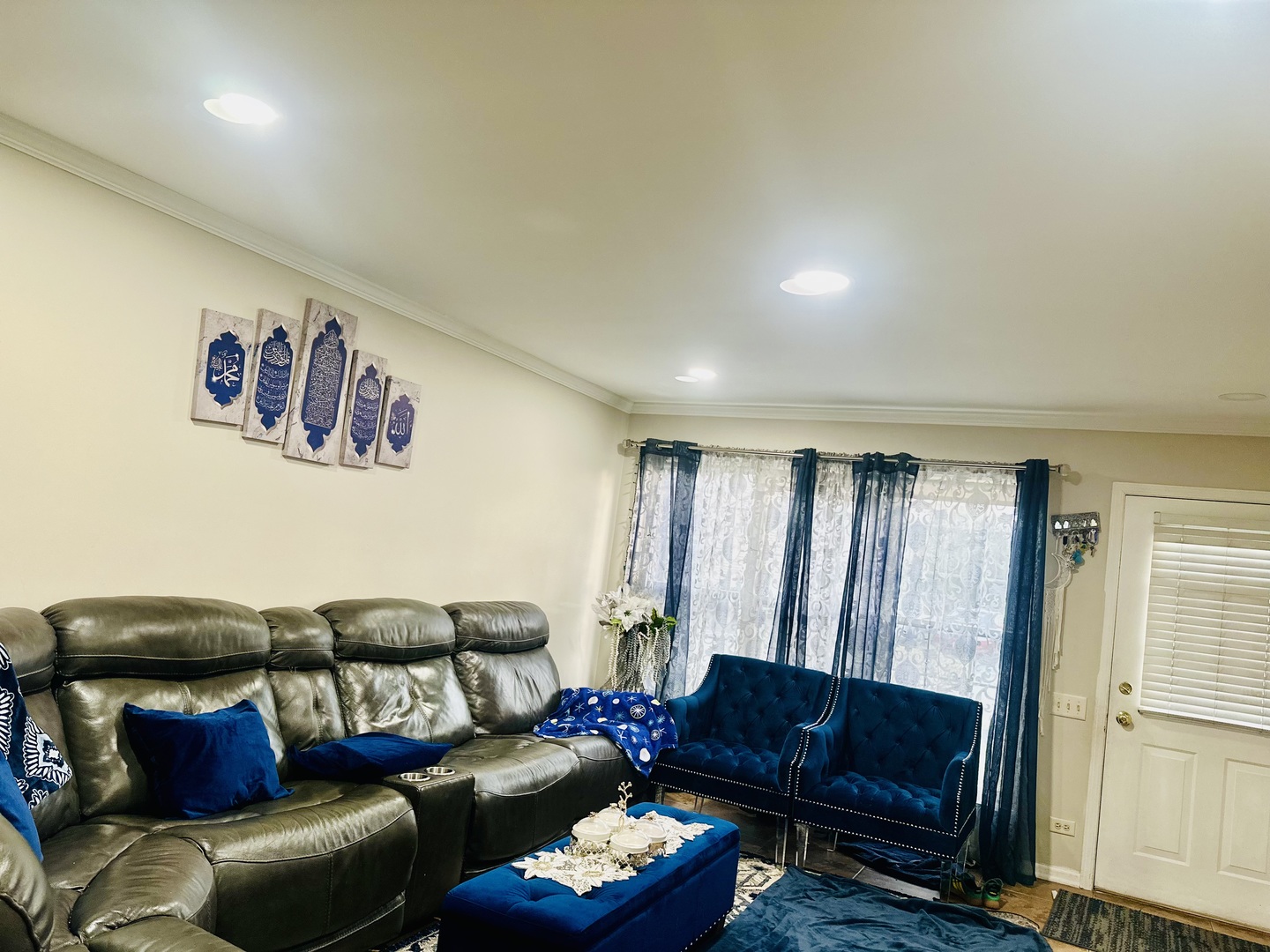 225 Port Royal Circle #225, Aurora, IL 60504