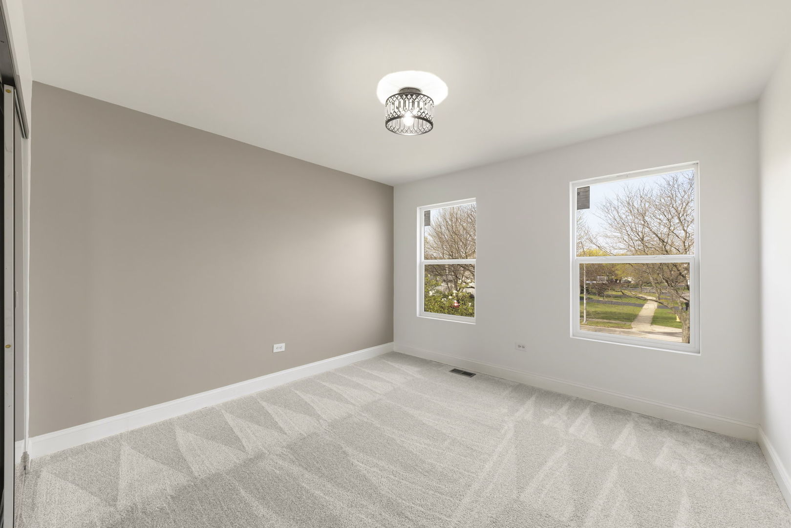 138 Chestnut Lane, Bolingbrook, IL 60490