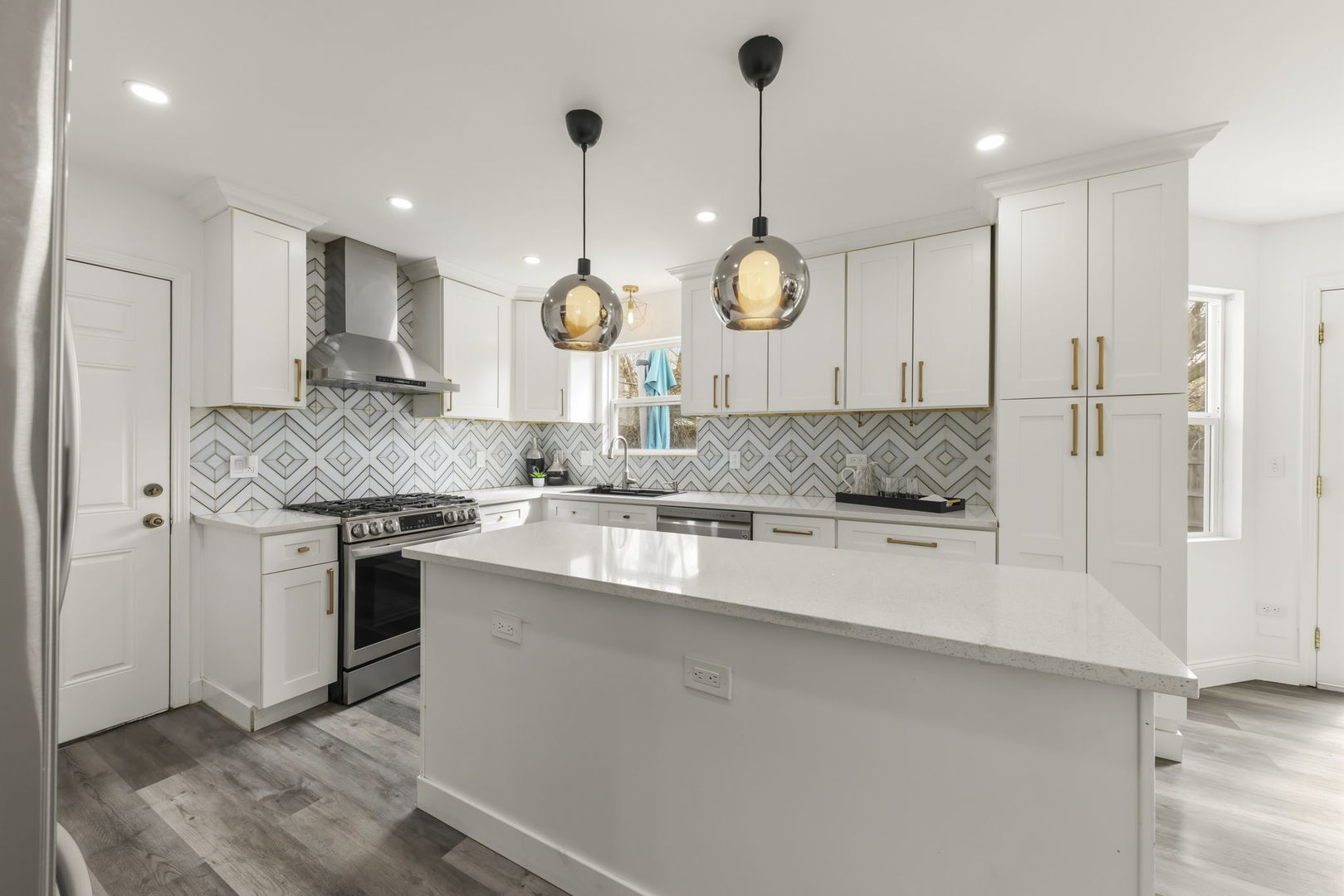 138 Chestnut Lane, Bolingbrook, IL 60490