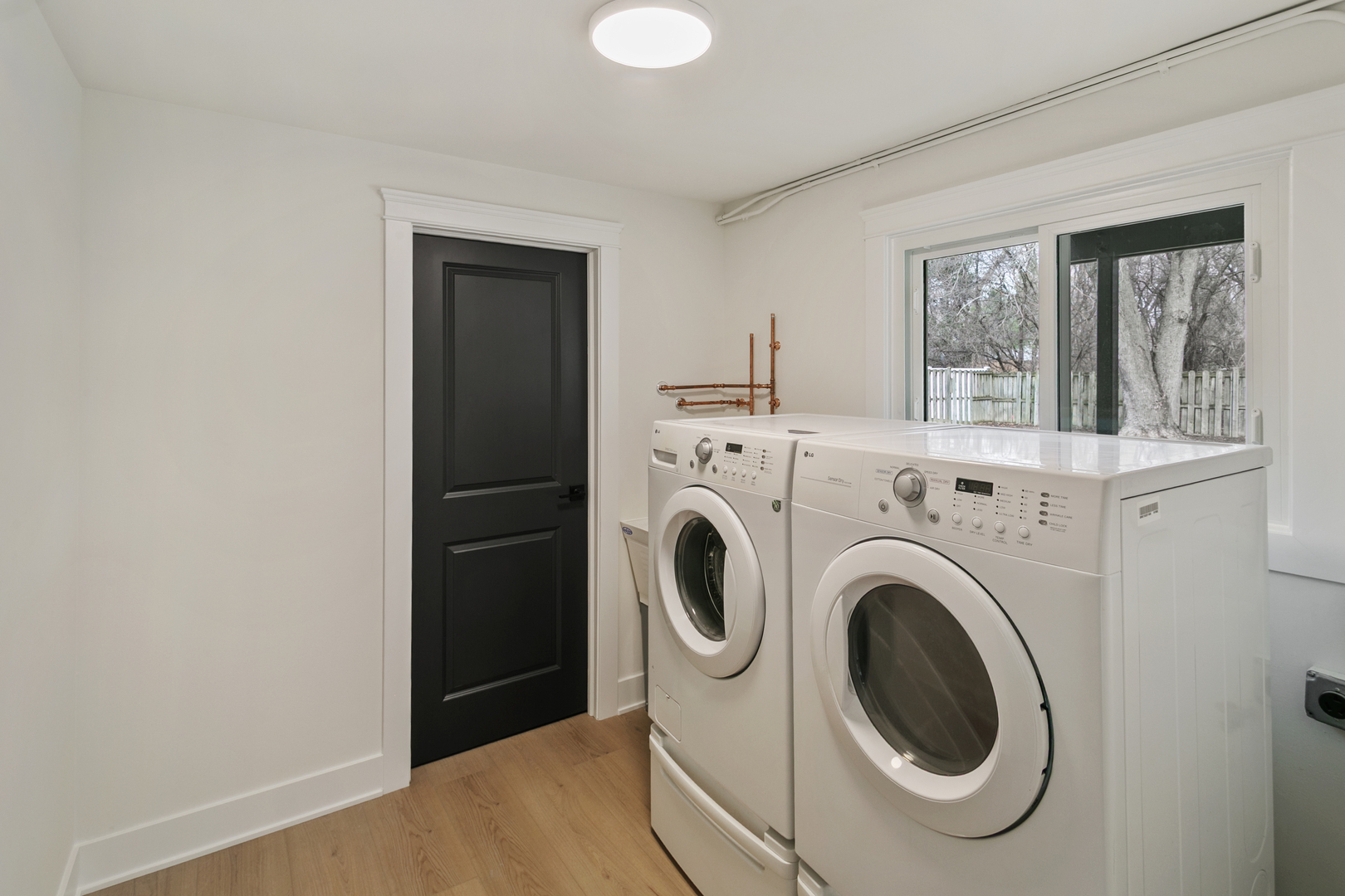 212 S River Road, Naperville, IL 60540