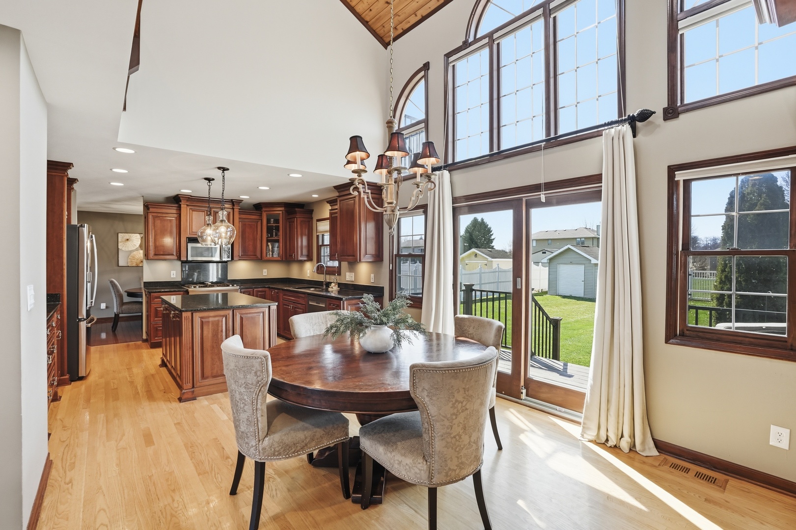 10106 Belmont Court, St. John, IN 46373