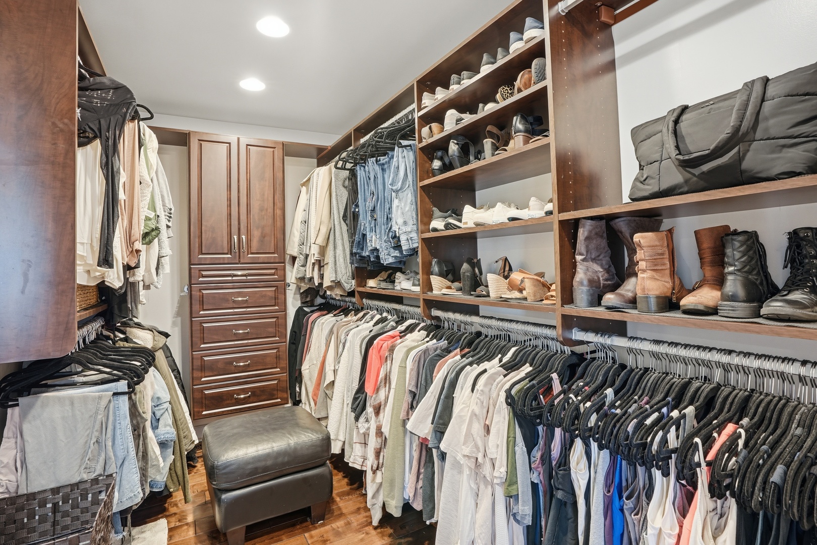 10106 Belmont Court, St. John, IN 46373