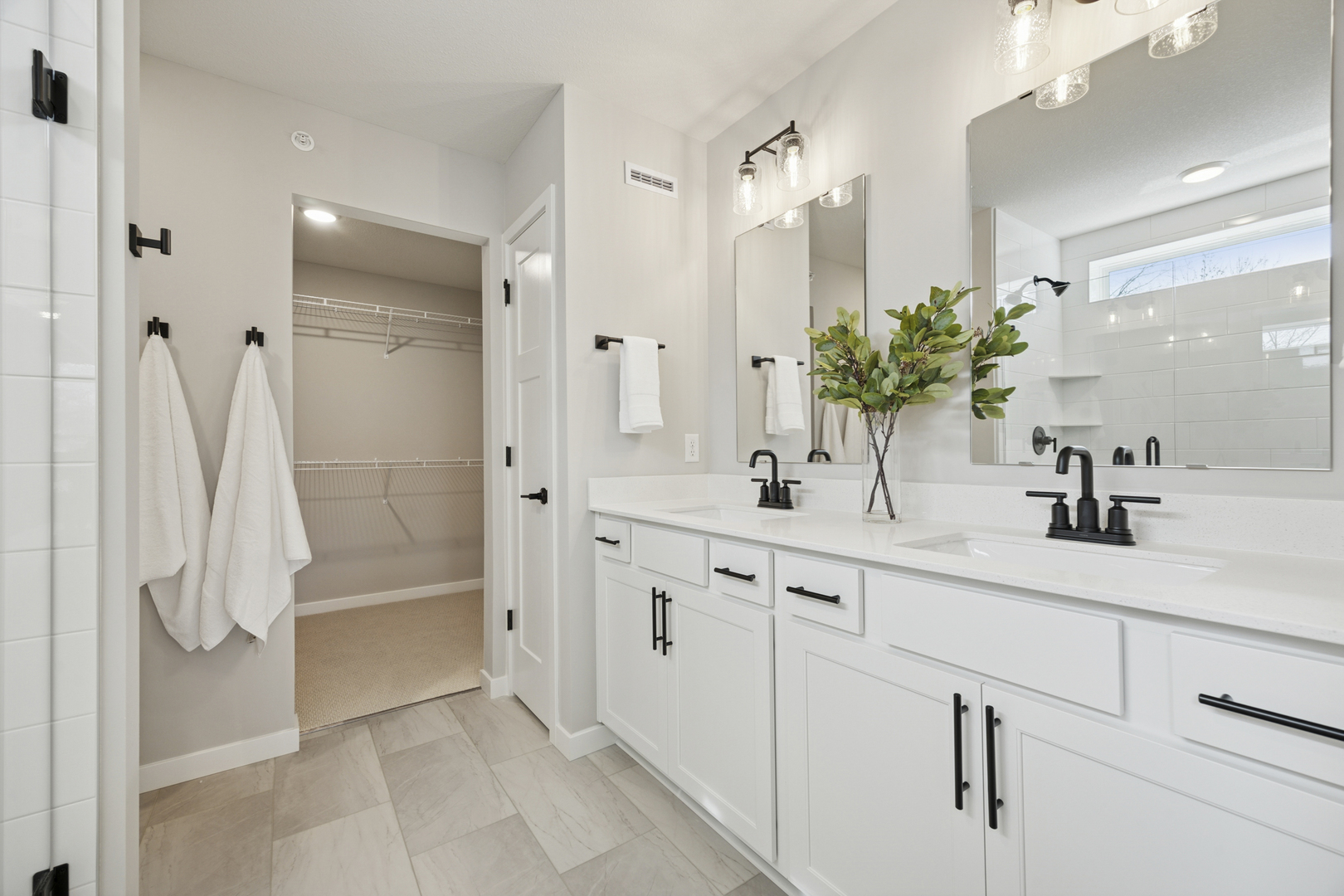 2185 Ryegrass Lane #70004, Bolingbrook, IL 60490