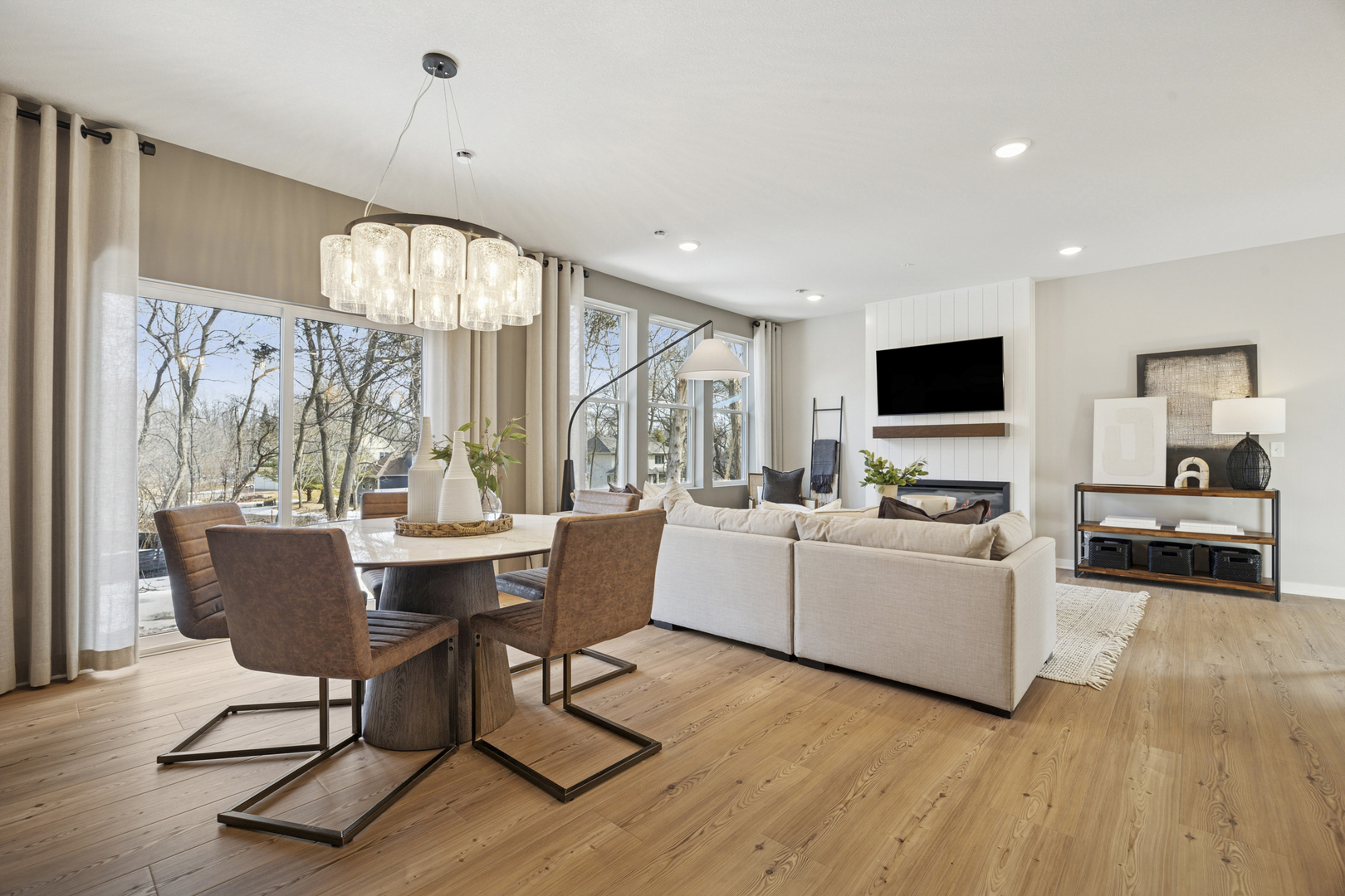 2185 Ryegrass Lane #70004, Bolingbrook, IL 60490