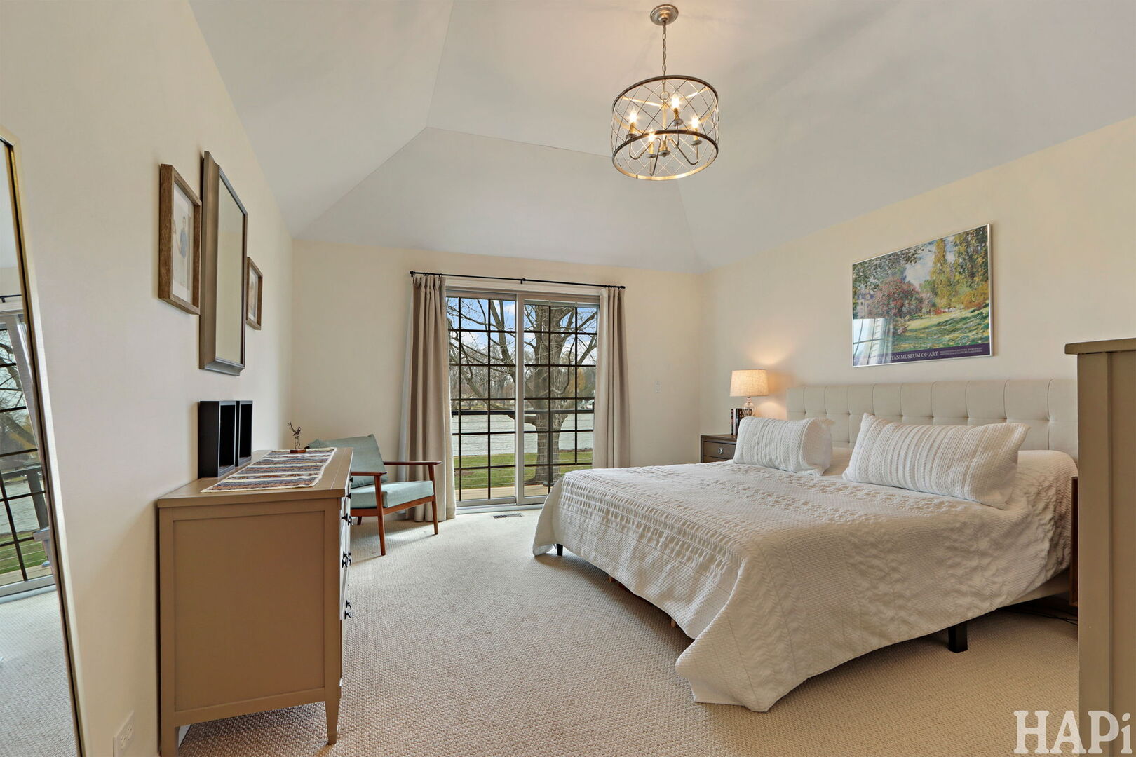 202 Country Club Drive, McHenry, IL 60050