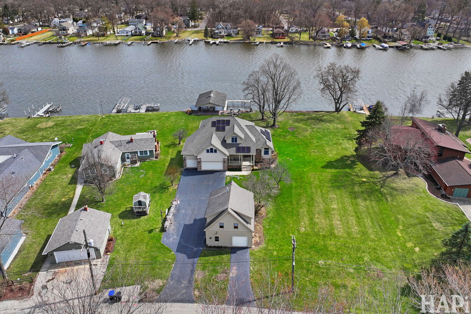 202 Country Club Drive, McHenry, IL 60050