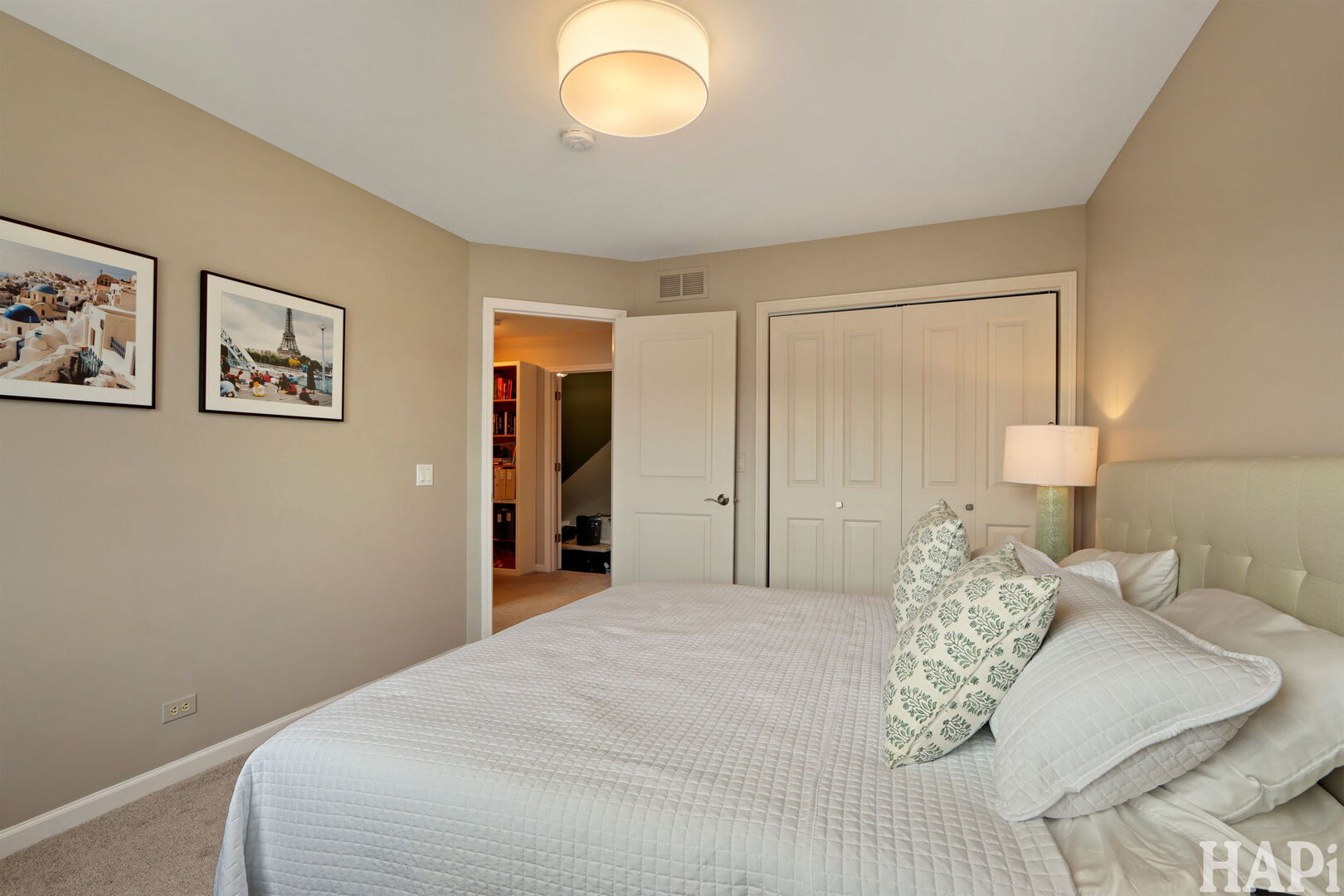 202 Country Club Drive, McHenry, IL 60050