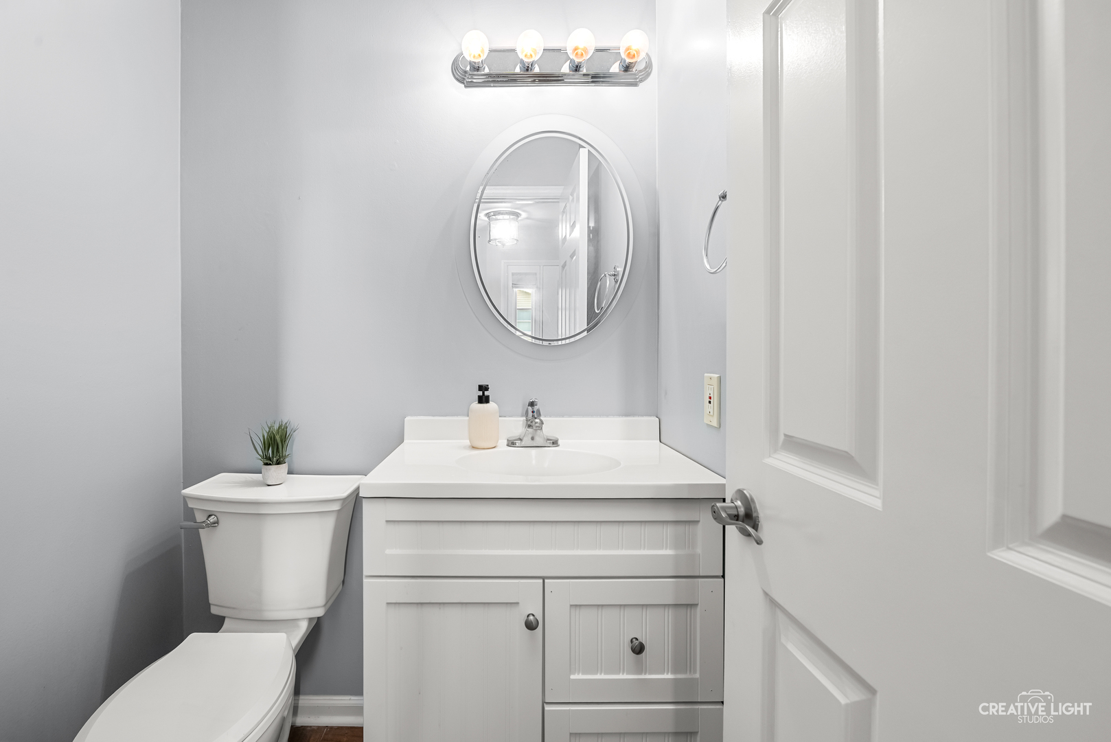 208 Maple Street #C, Sugar Grove, IL 60554