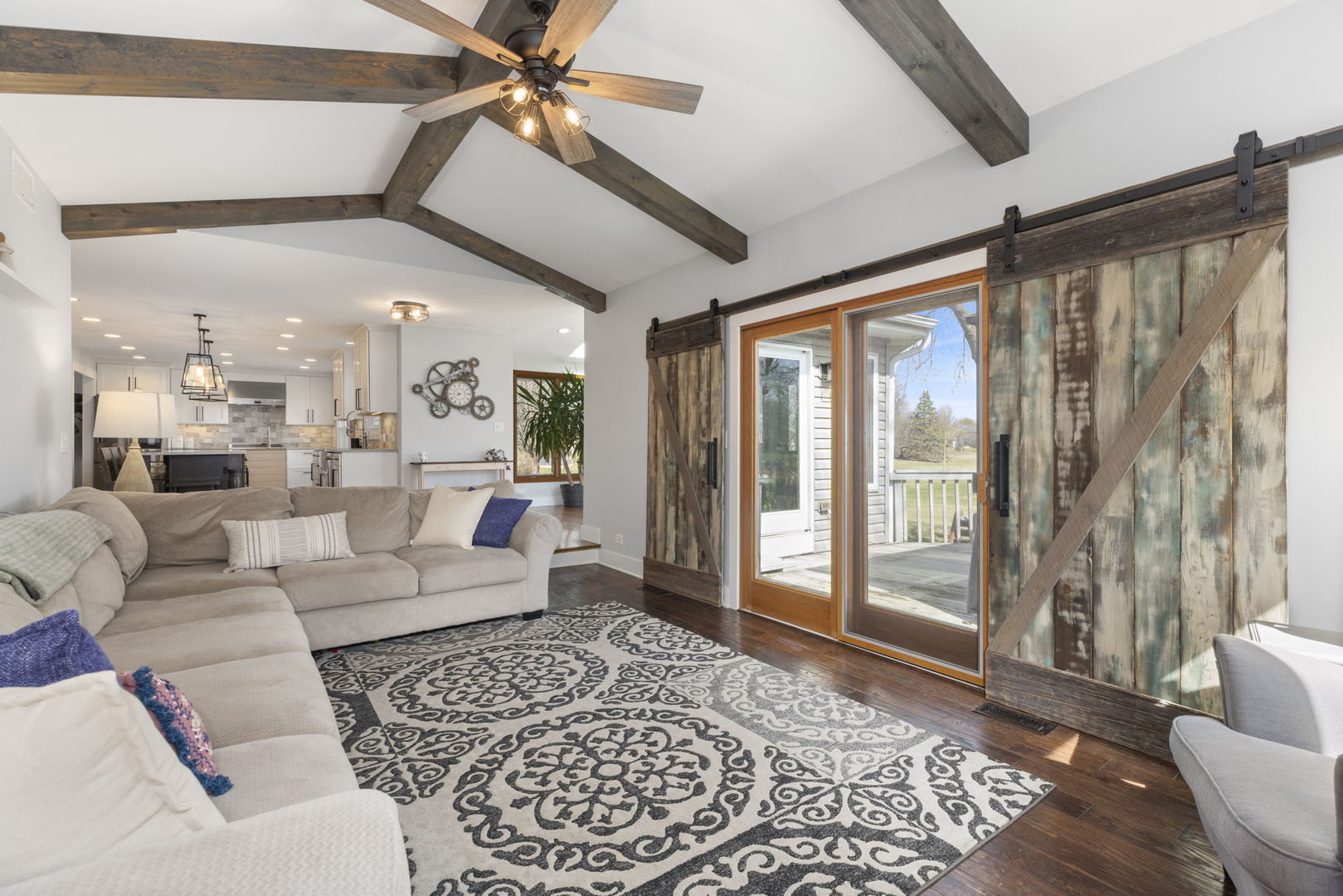 2436 Newport Drive, Naperville, IL 60565