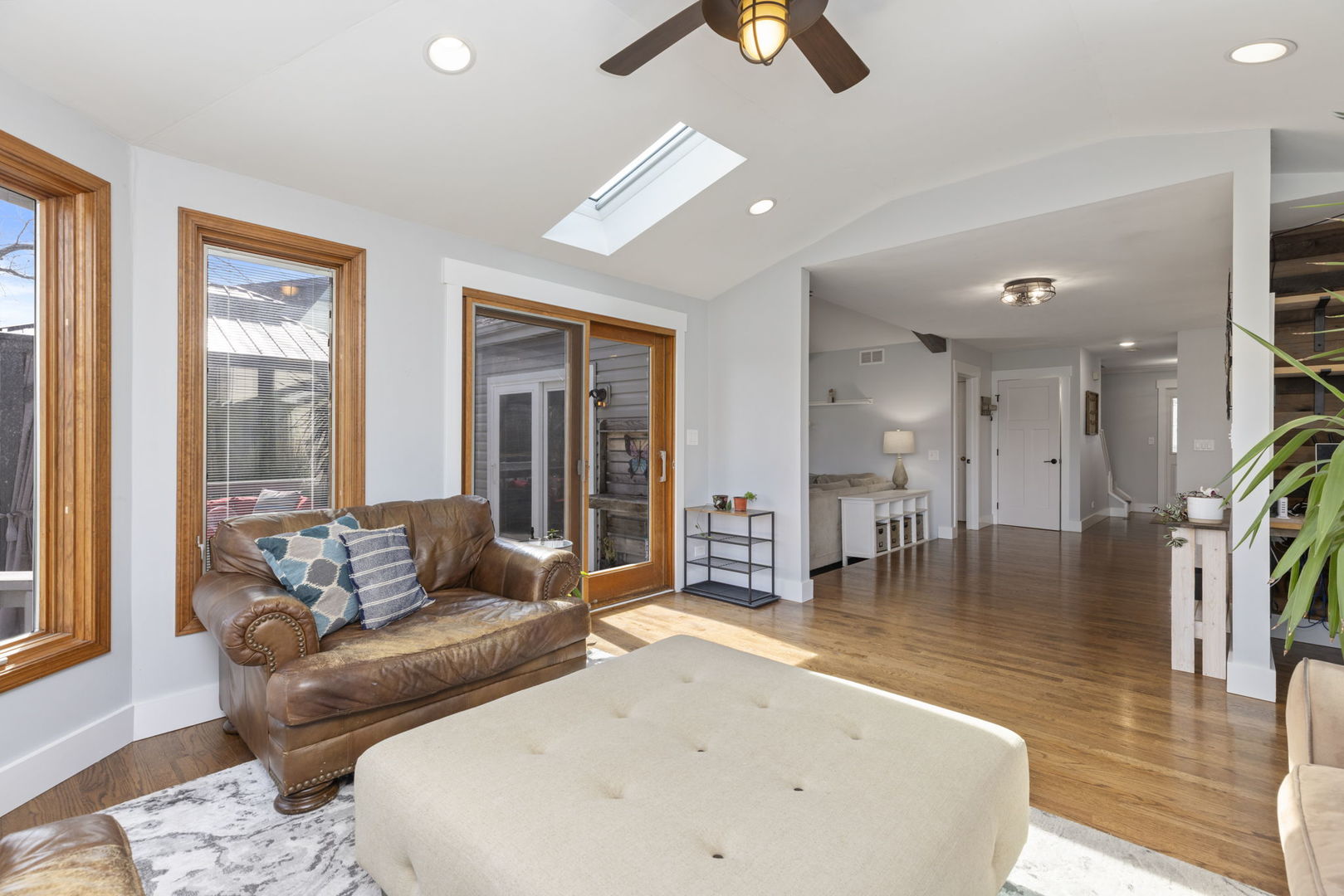 2436 Newport Drive, Naperville, IL 60565