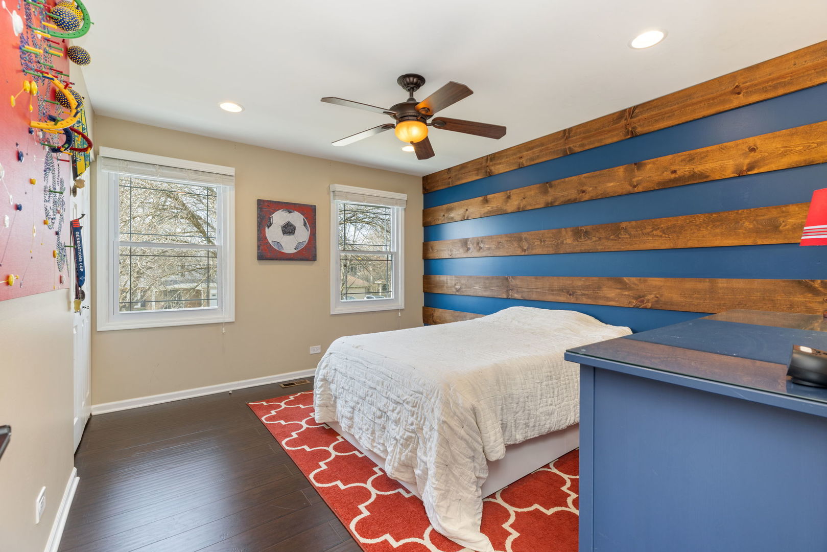 2436 Newport Drive, Naperville, IL 60565