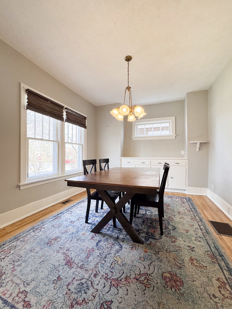 1415 N Clinton Boulevard, Bloomington, IL 61701