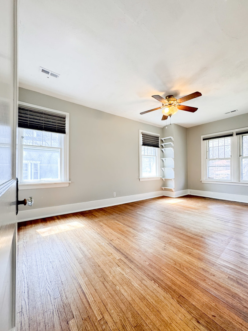 1415 N Clinton Boulevard, Bloomington, IL 61701