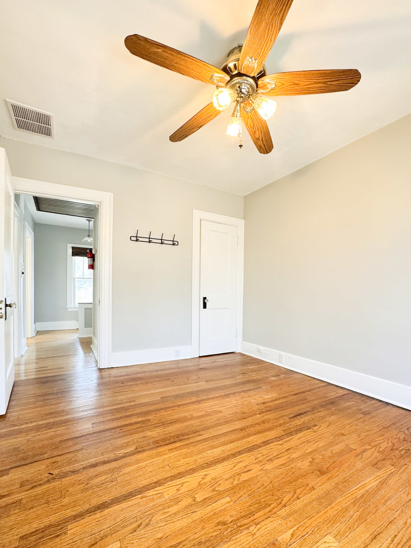 1415 N Clinton Boulevard, Bloomington, IL 61701