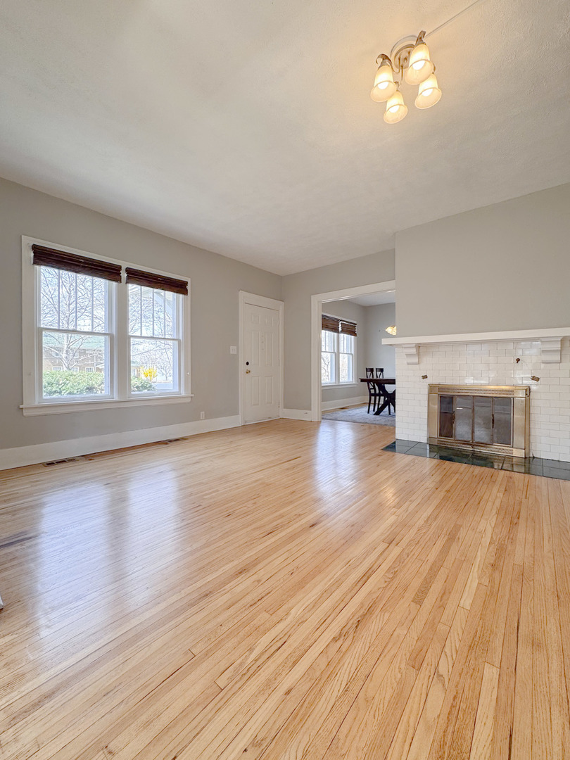 1415 N Clinton Boulevard, Bloomington, IL 61701