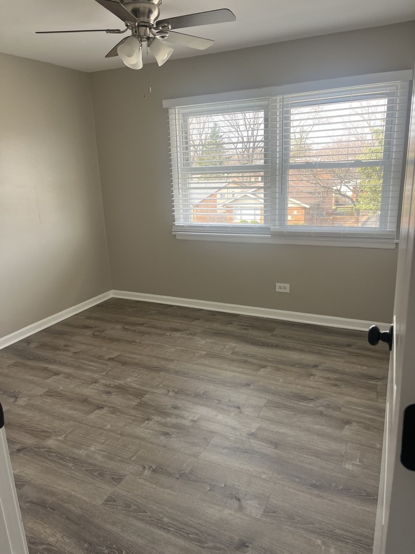 10805 S LLOYD Drive #10, Worth, IL 60482