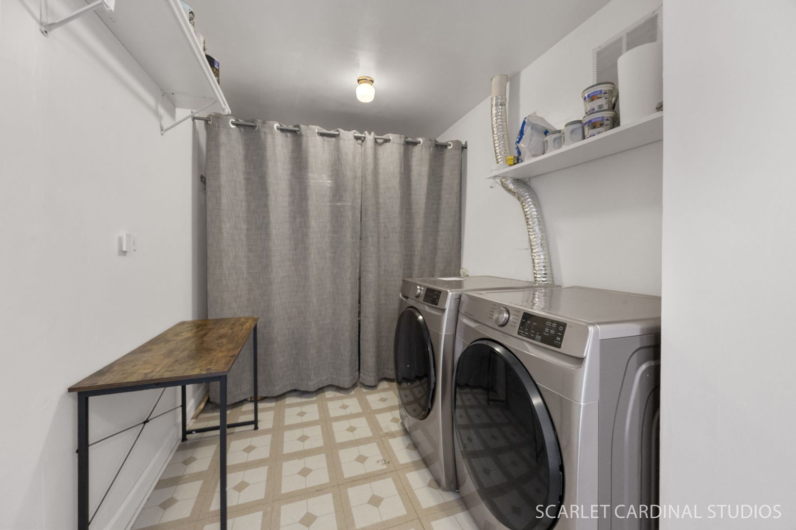 291 Park Ridge Lane #A, Aurora, IL 60504