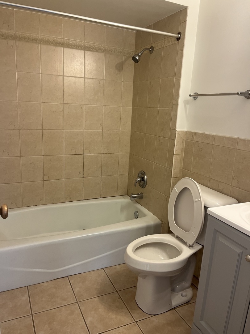 7919 S 83RD Court #1s, Justice, IL 60458