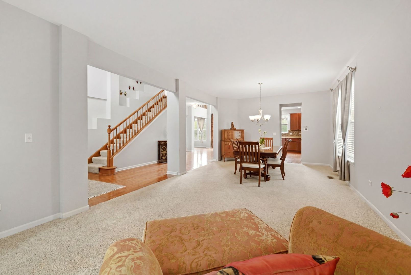 2915 Kelly Drive, Elgin, IL 60124