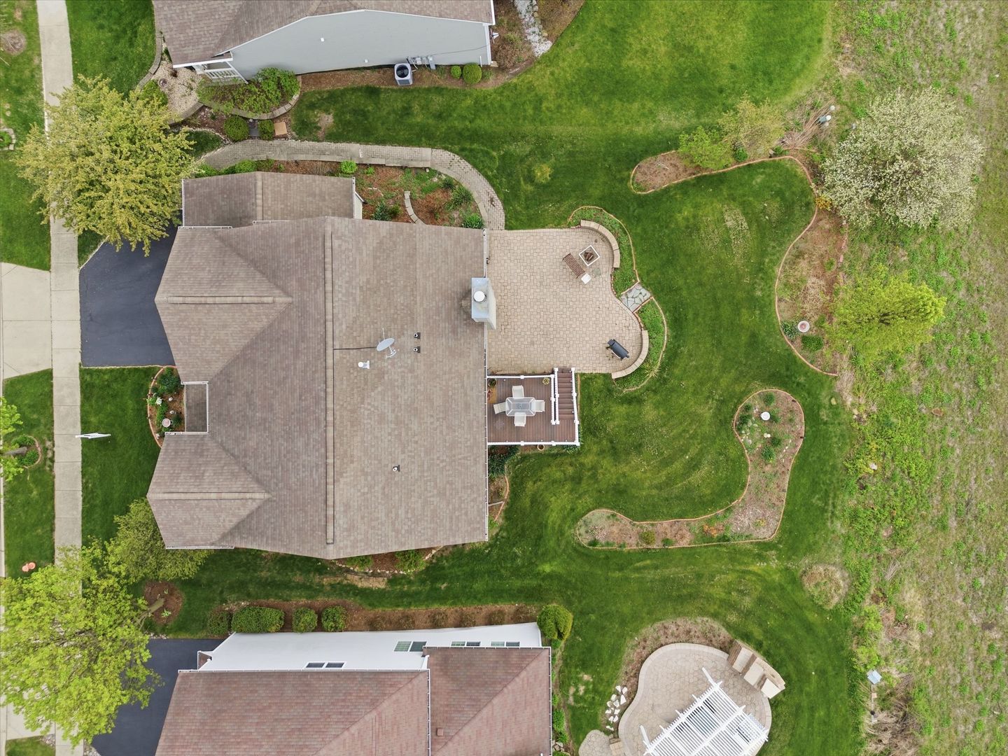 2915 Kelly Drive, Elgin, IL 60124