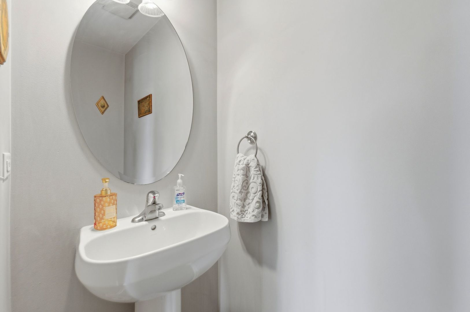 2915 Kelly Drive, Elgin, IL 60124