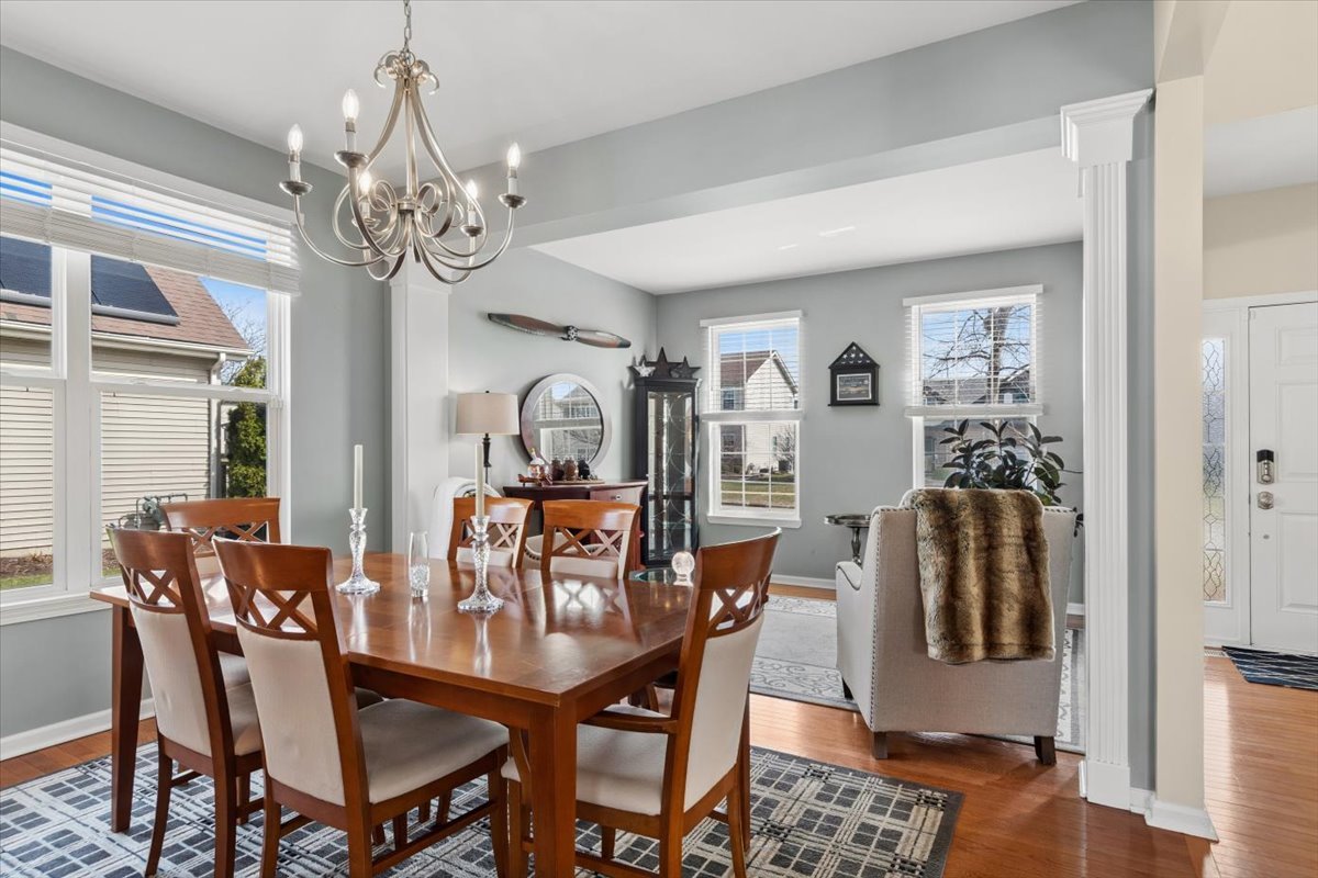 724 N Misty Ridge Drive, Romeoville, IL 60446