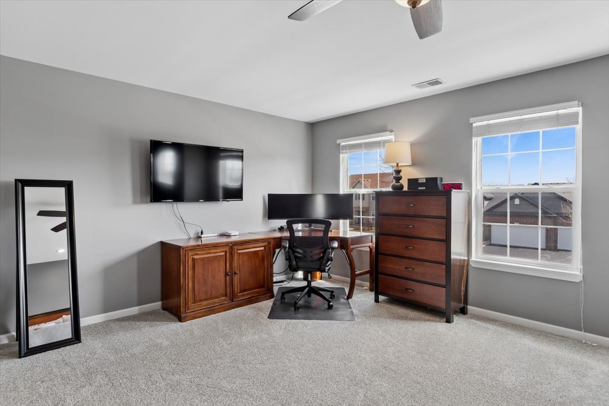 724 N Misty Ridge Drive, Romeoville, IL 60446