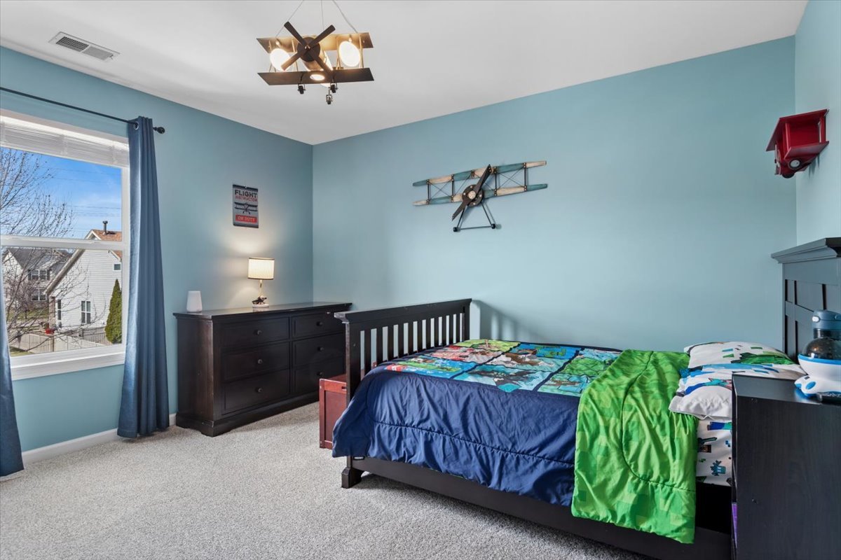 724 N Misty Ridge Drive, Romeoville, IL 60446