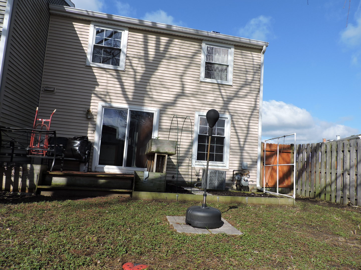 7425 Nantucket Cove, Hanover Park, IL 60133