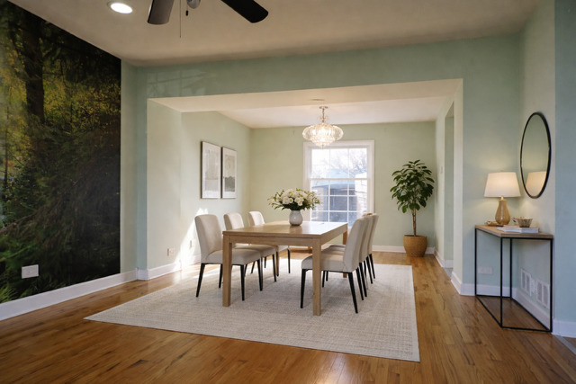 7425 Nantucket Cove, Hanover Park, IL 60133