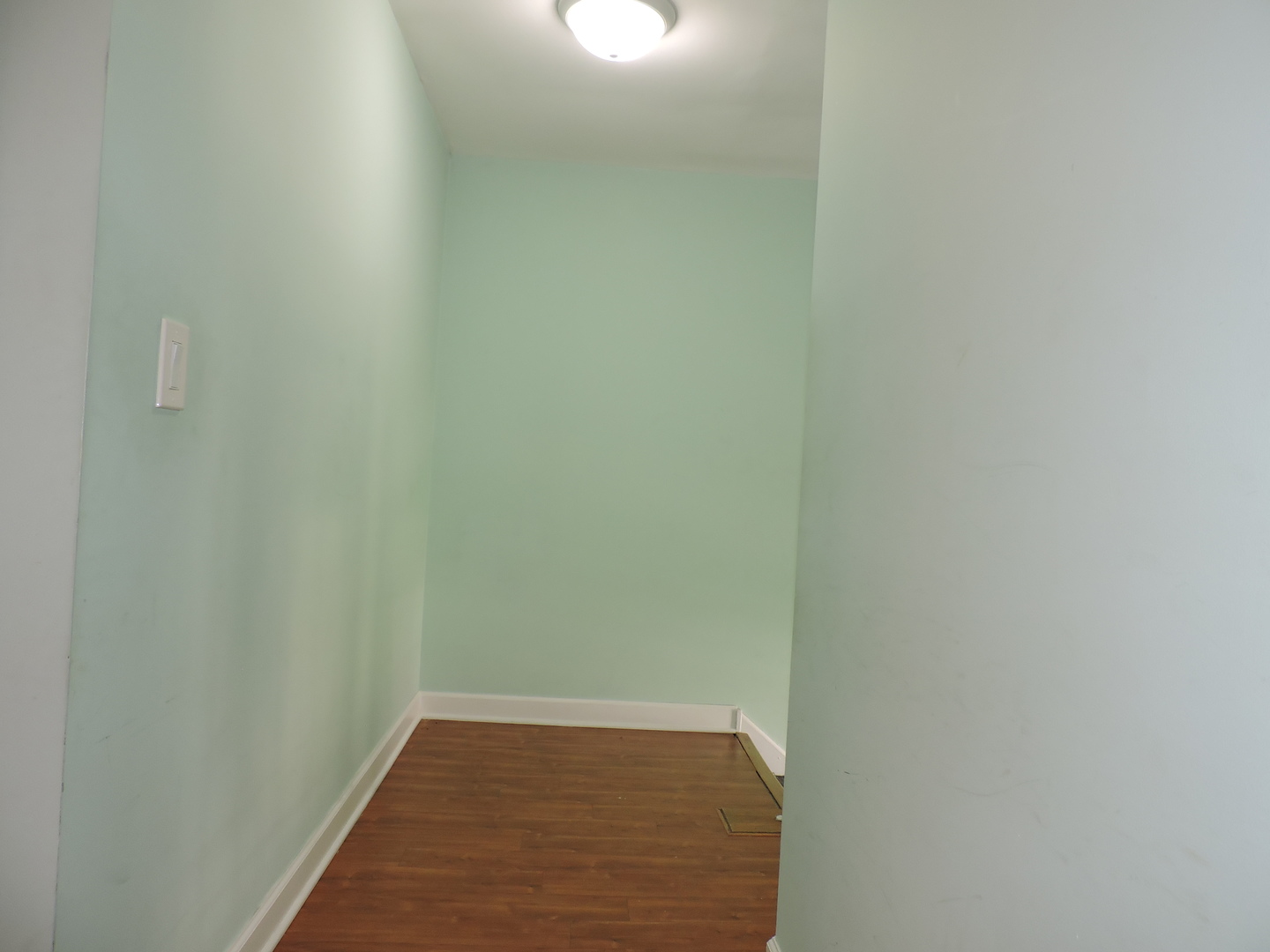 7425 Nantucket Cove, Hanover Park, IL 60133