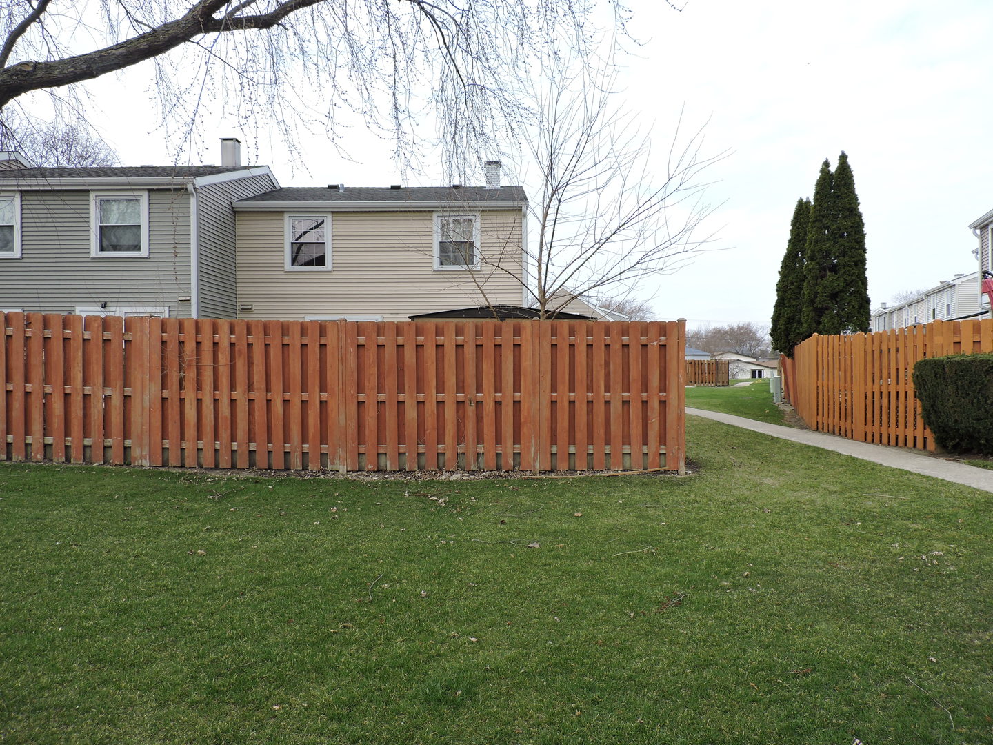 7425 Nantucket Cove, Hanover Park, IL 60133