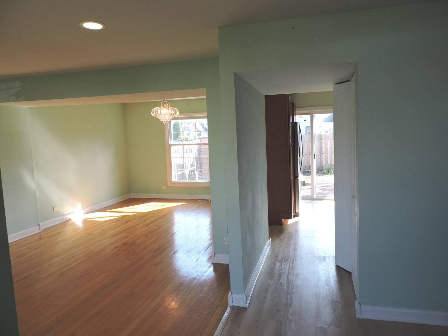 7425 Nantucket Cove, Hanover Park, IL 60133