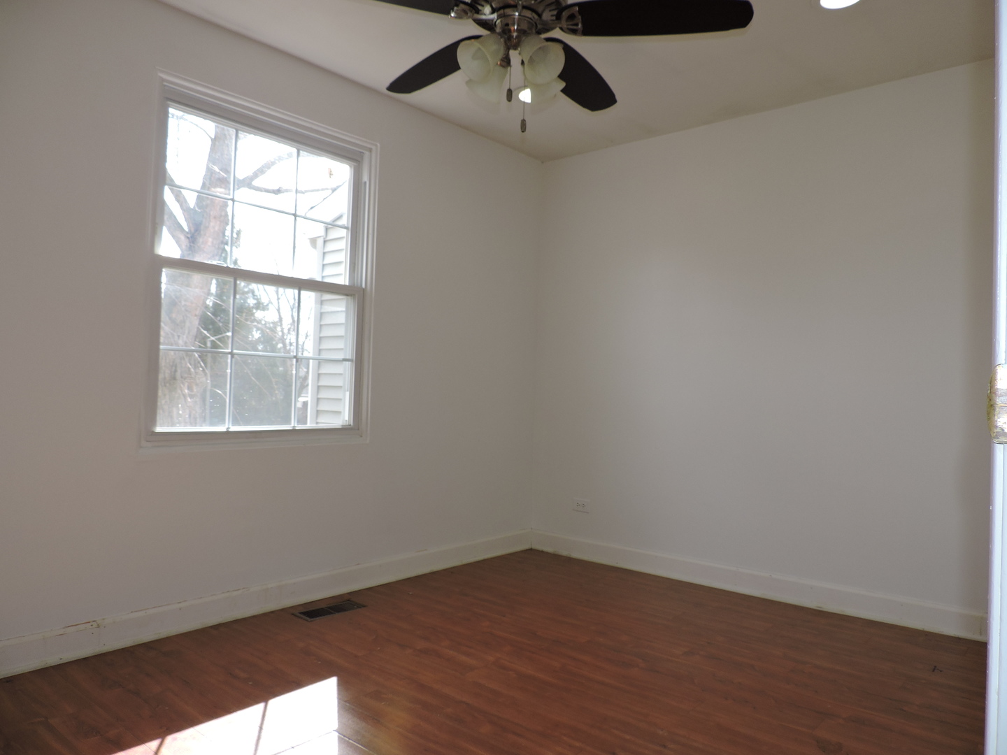 7425 Nantucket Cove, Hanover Park, IL 60133