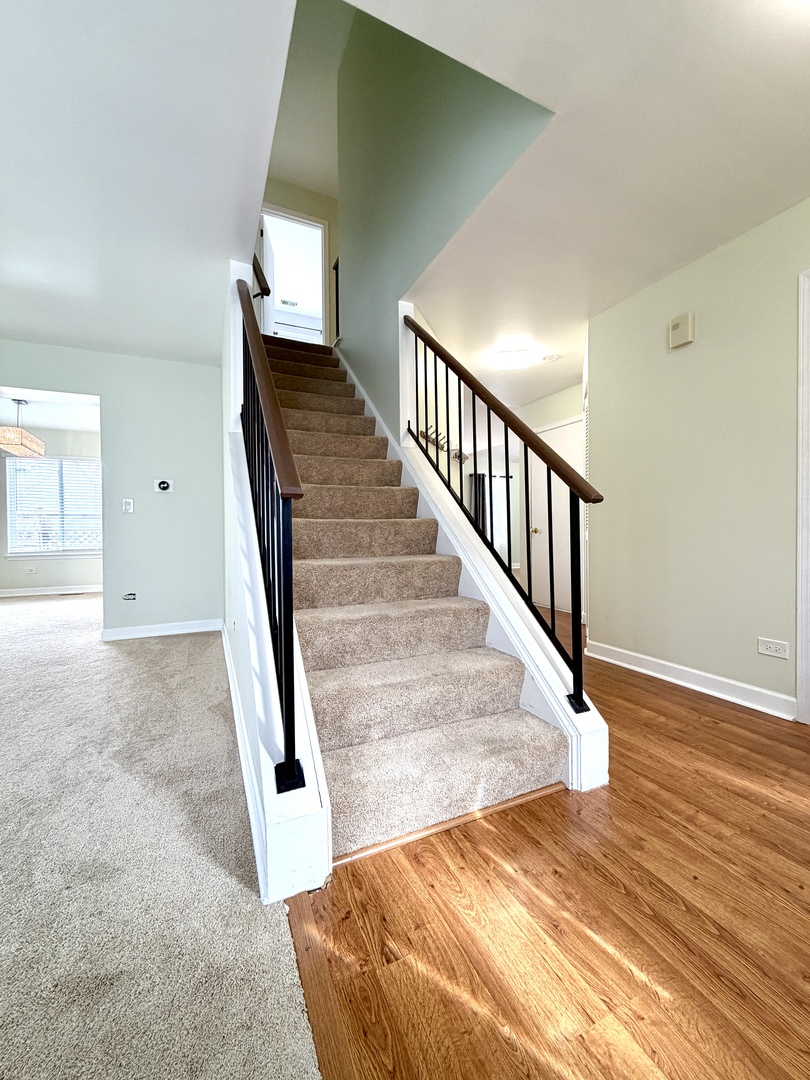 665 Lakewood Farms Drive, Bolingbrook, IL 60490