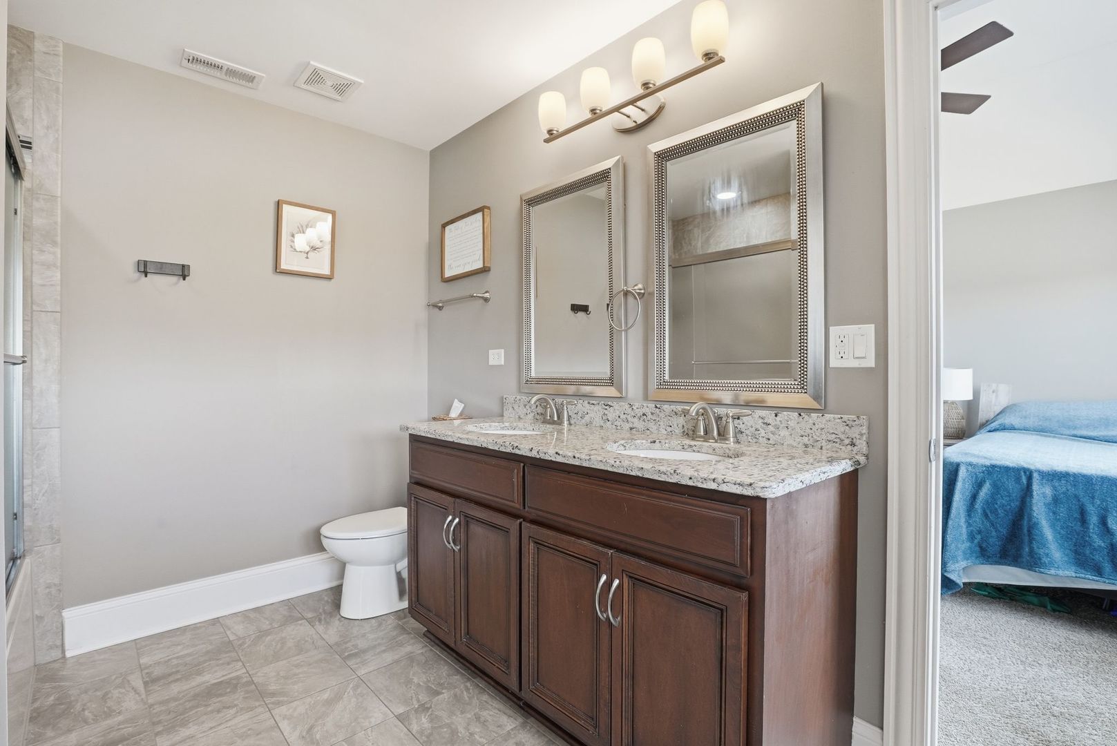 8743 Stone Creek Boulevard, Frankfort, IL 60423