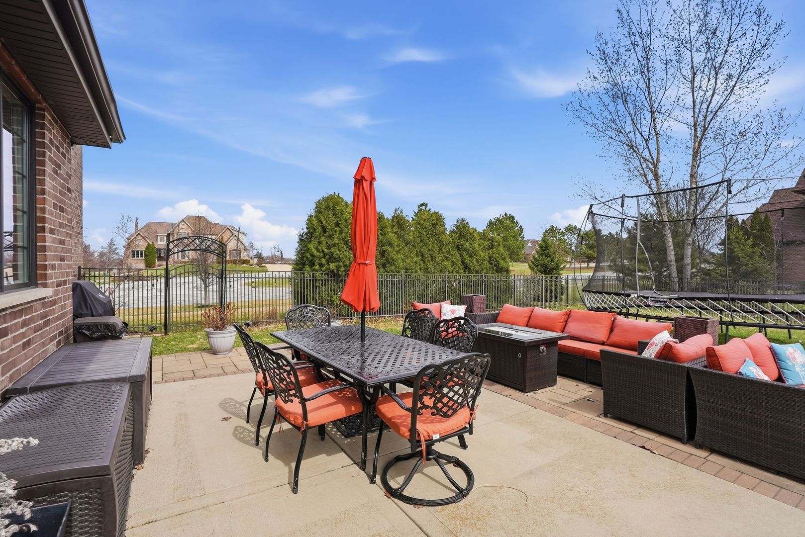 8743 Stone Creek Boulevard, Frankfort, IL 60423