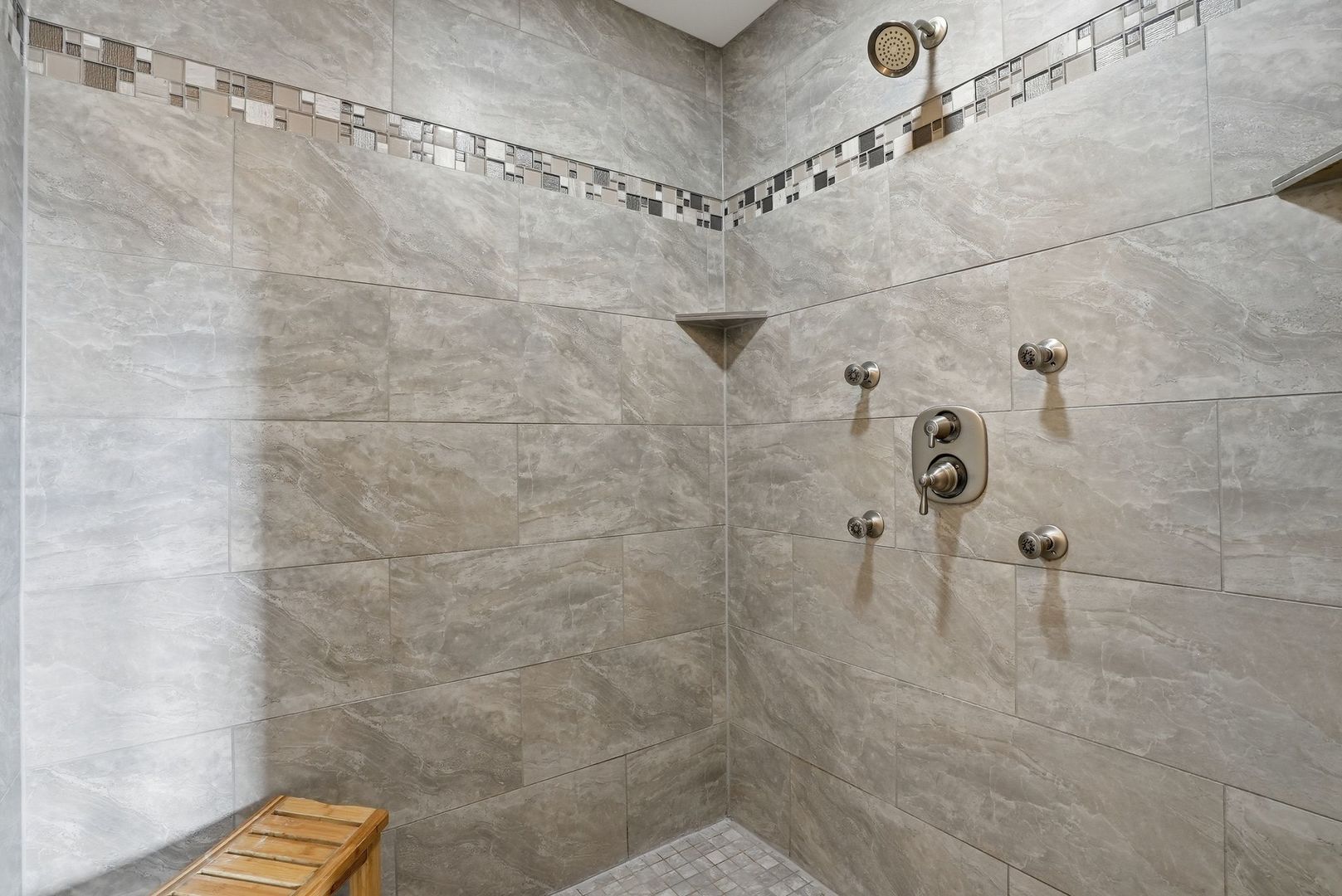 8743 Stone Creek Boulevard, Frankfort, IL 60423